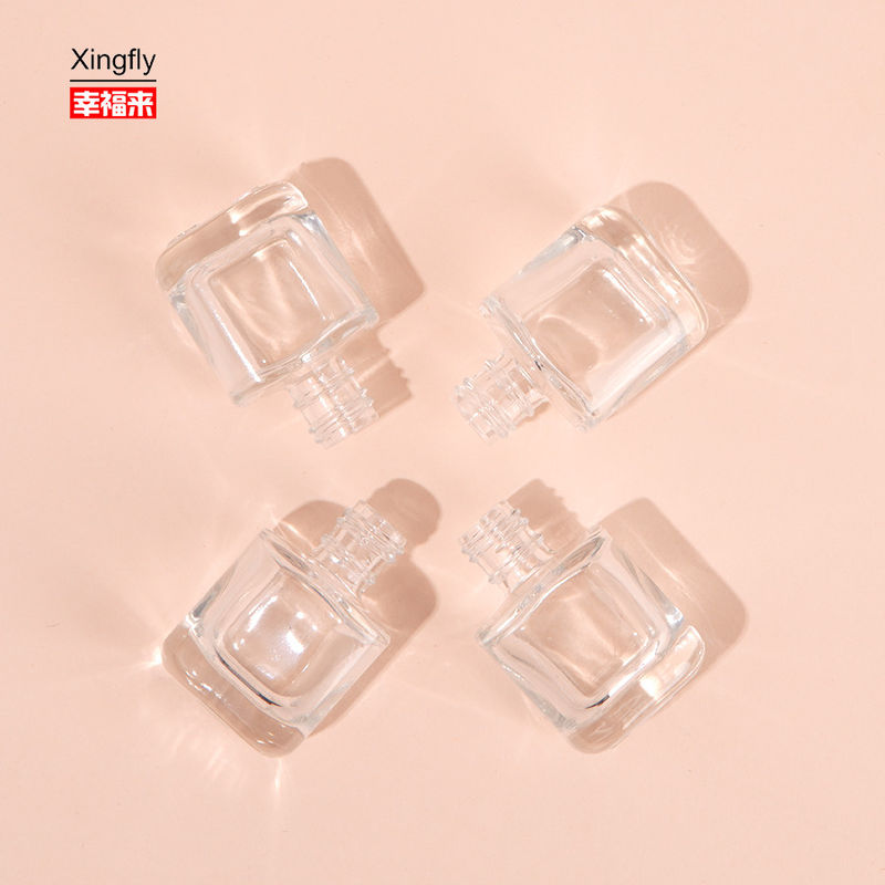 Chai sơn gel móng tay rỗng bằng thủy tinh cỡ lớn độc đáo 8ml với cọ và nắp