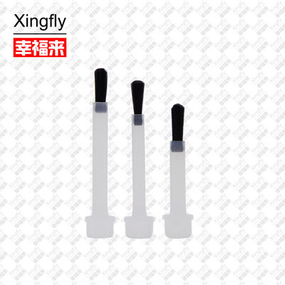 Thả Gelish thay thế bàn chải trắng và đen cho sơn móng
